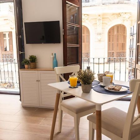Apartamento Especeria Blue By #Cuatrocallesflats Málaga Esterno foto