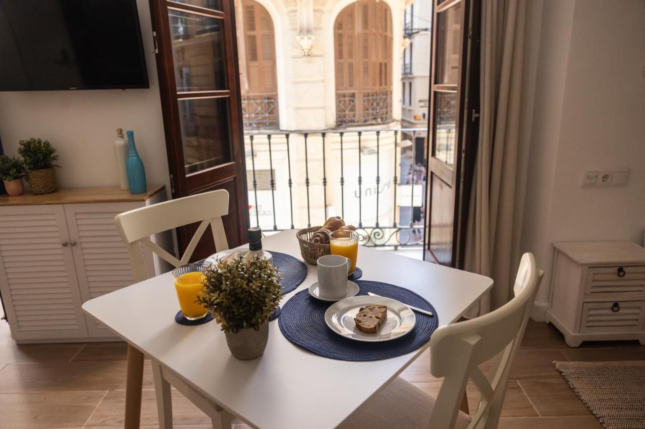 Apartamento Especeria Blue By #Cuatrocallesflats Málaga Esterno foto