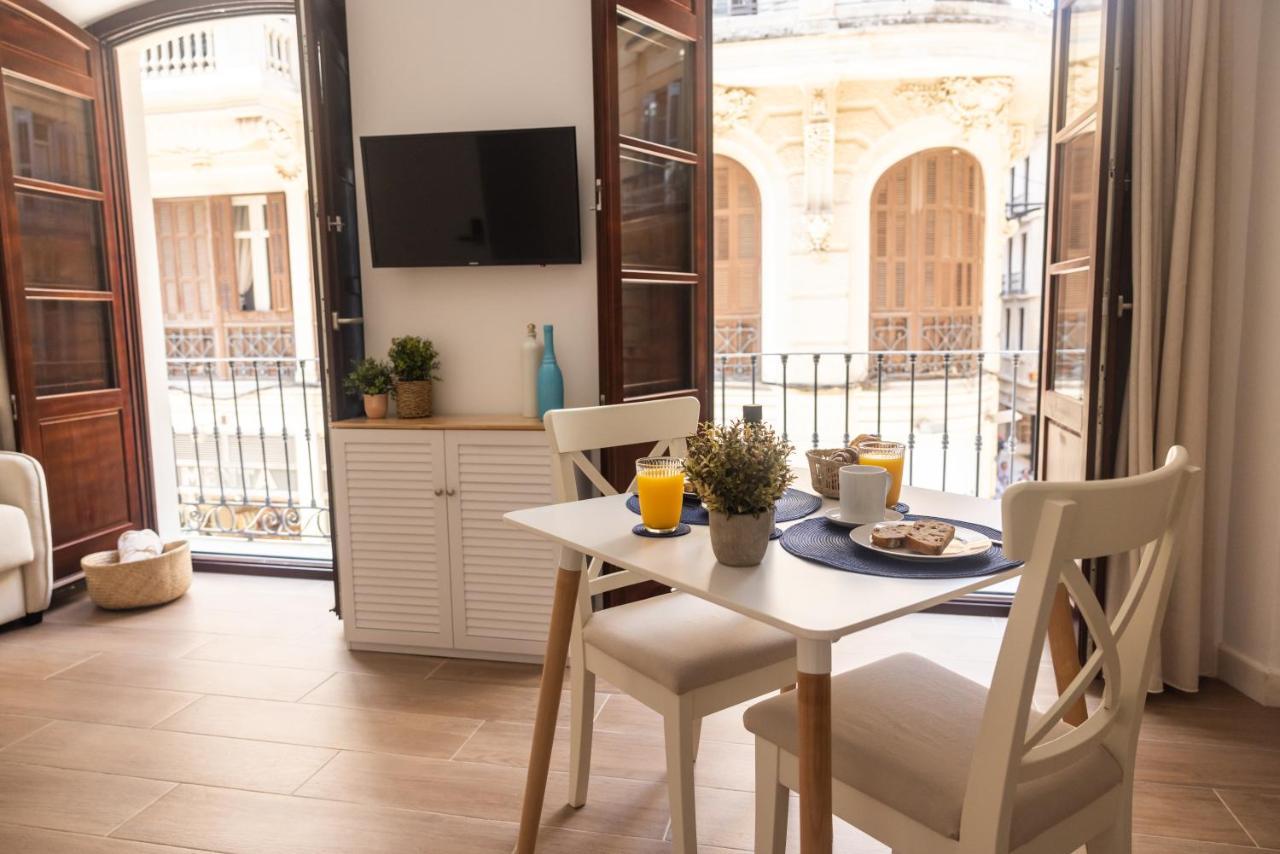 Apartamento Especeria Blue By #Cuatrocallesflats Málaga Esterno foto